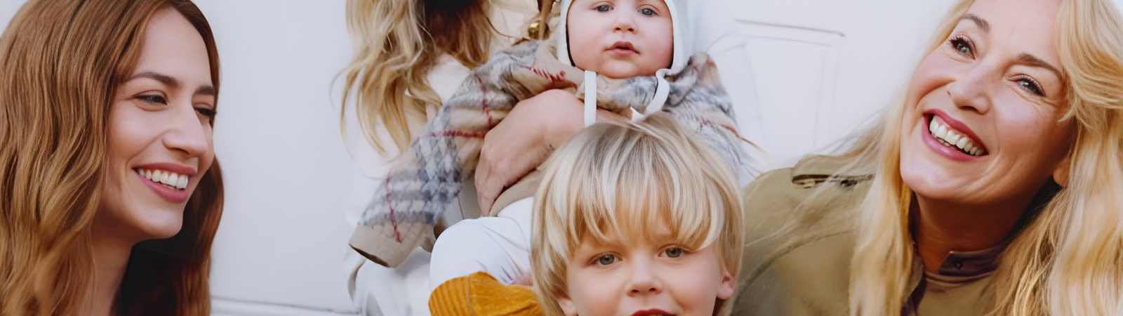 Джорджия Мэй Джаггер в кампании Burberry Mother’s Day Джорджия Мэй Джаггер в кампании Burberry Mother’s Day