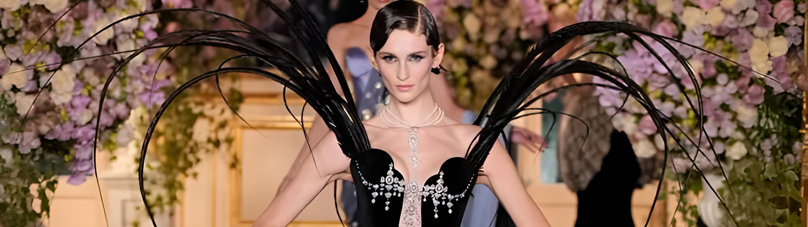 показ Miss Sohee весна-лето 2025