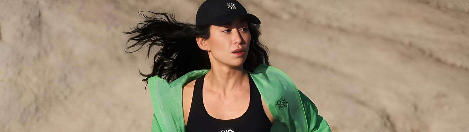  Образы из коллекции Loewe x On