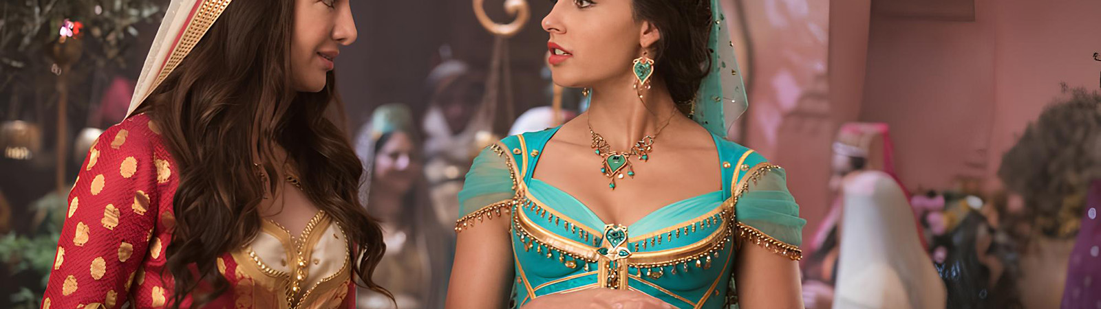 костюмы из волшебного мира Disney костюмы из волшебного мира Disney