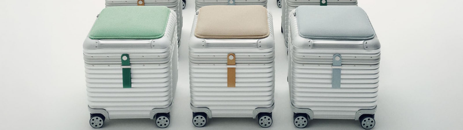 Лимитированный пуф на колёсиках Rimowa x Vitra