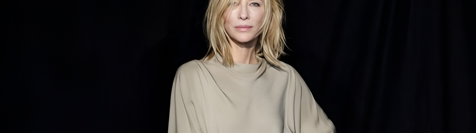 Кейт Бланшетт в наряде от Giorgio Armani