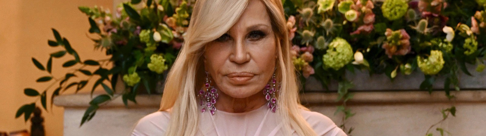 Донателла Версаче прощается с ролью креативного директора