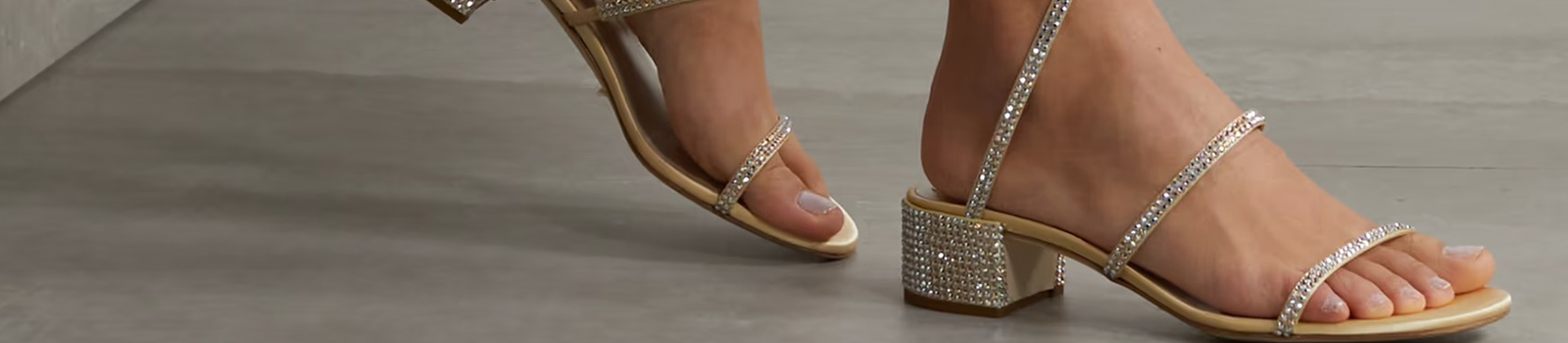 Обувь, сумки и аксессуары Rene Caovilla