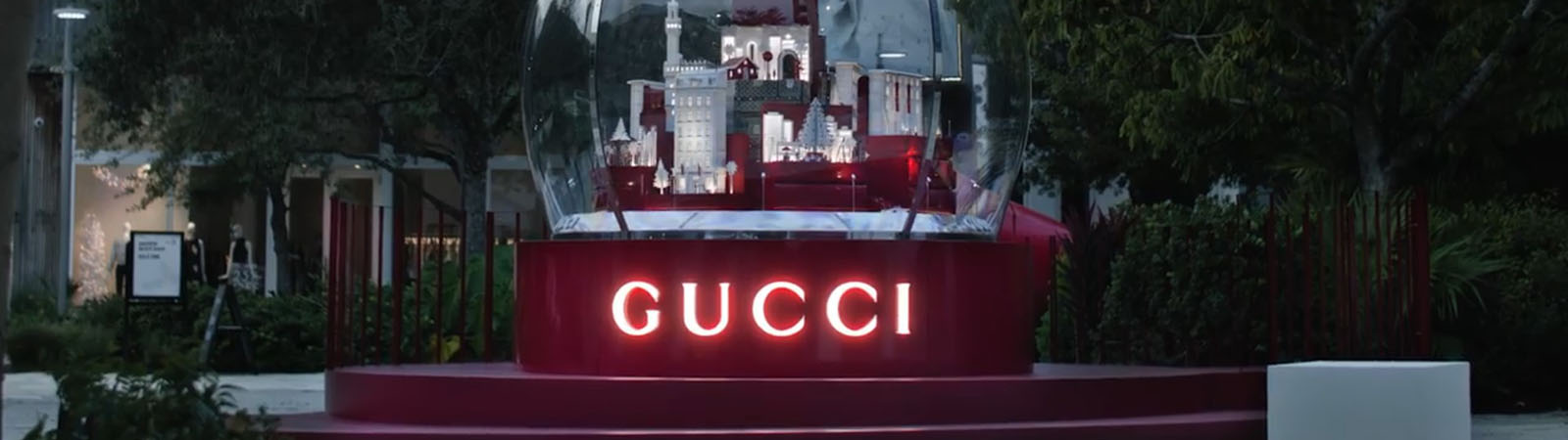 Инсталляция Gucci в Майами