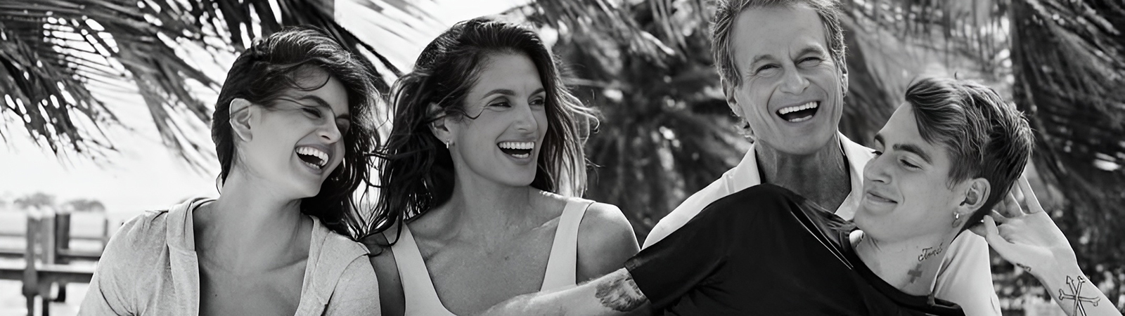 Синди Кроуфорд в кампании Vuori 2025