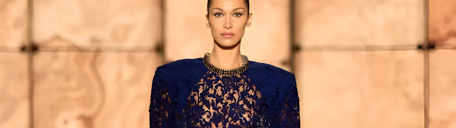 показ Saint Laurent в Париже показ Saint Laurent в Париже