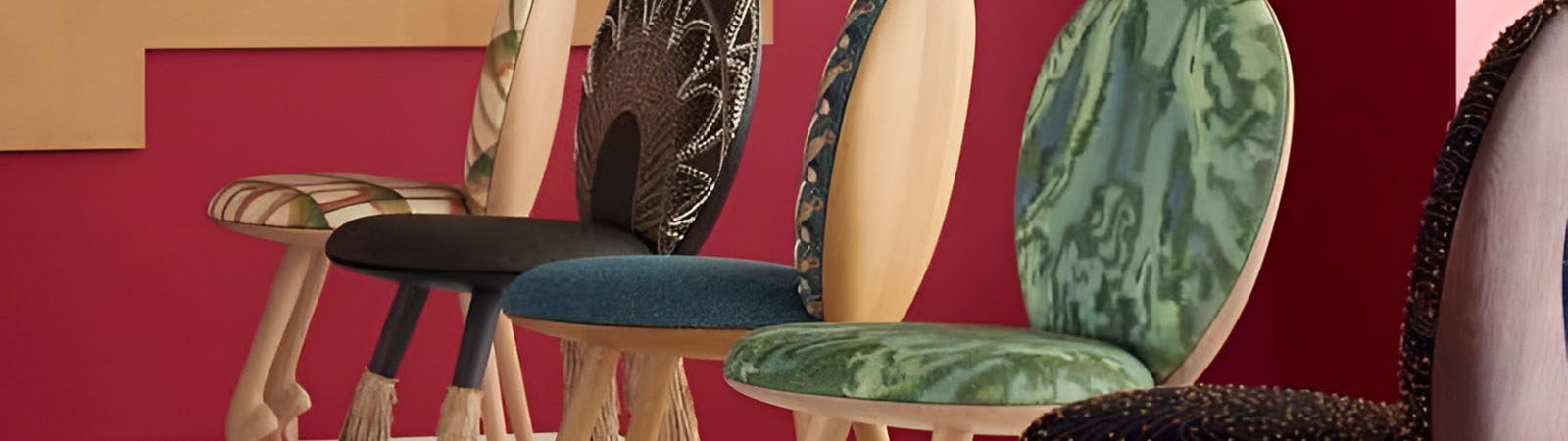 Стулья из коллекции Christian Louboutin x Pierre Yovanovitch Стулья из коллекции Christian Louboutin x Pierre Yovanovitch