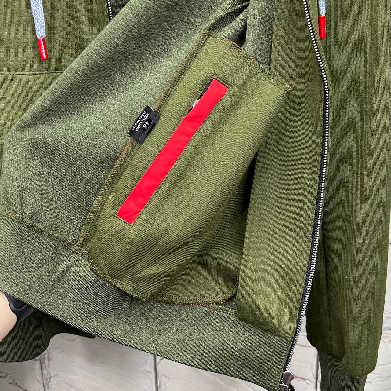 Костюм Kiton BP-23062 спортивный Костюм Kiton BP-23062 спортивный