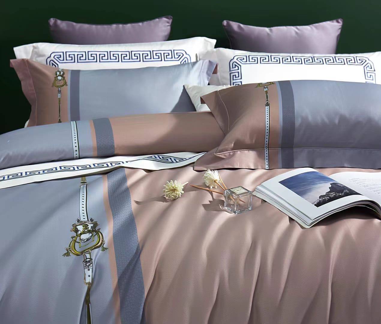 Элегантный комплект белья Hermes BP-13516 Элегантный комплект белья Hermes BP-13516