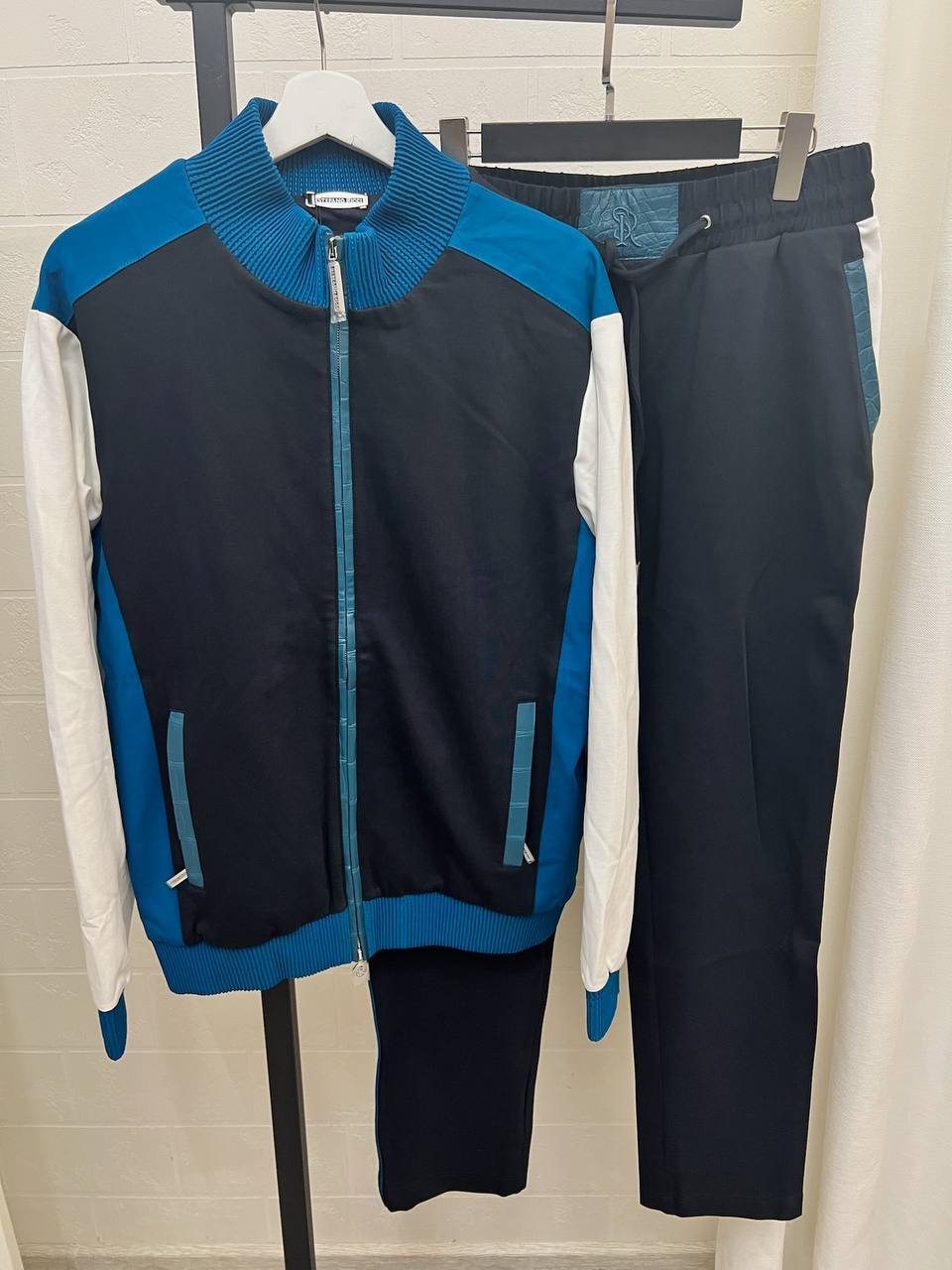 Спортивный костюм Stefano Ricci BP-47827 Спортивный костюм Stefano Ricci BP-47827