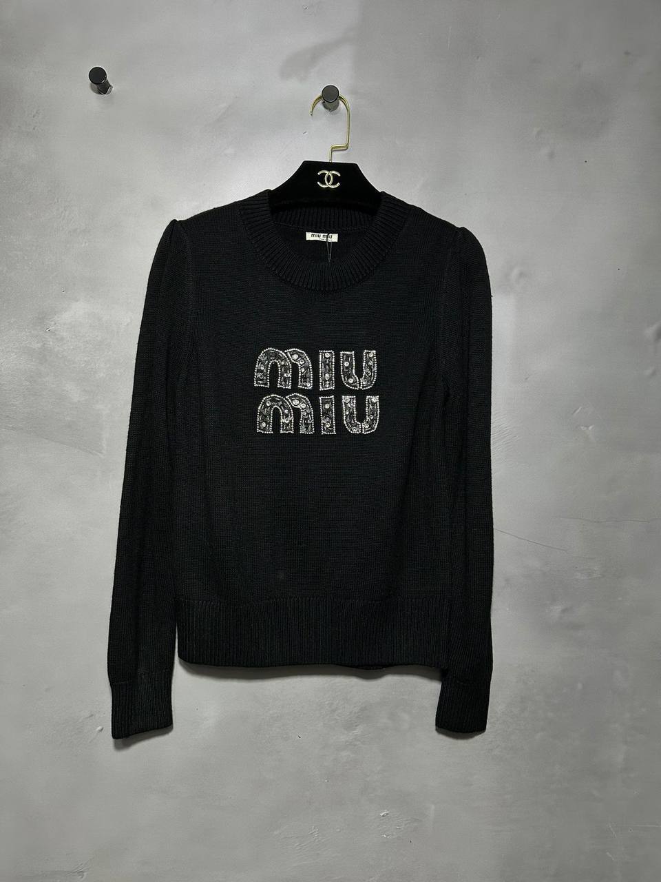 Повседневный женский свитер Miu Miu BP-44856 Повседневный женский свитер Miu Miu BP-44856