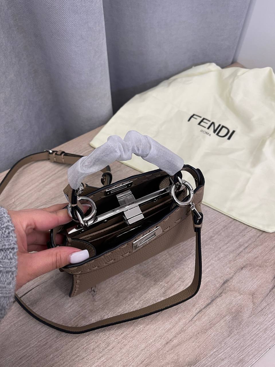 Женская сумка премиум Peekaboo ISeeU Fendi BP-50620 Женская сумка премиум Peekaboo ISeeU Fendi BP-50620