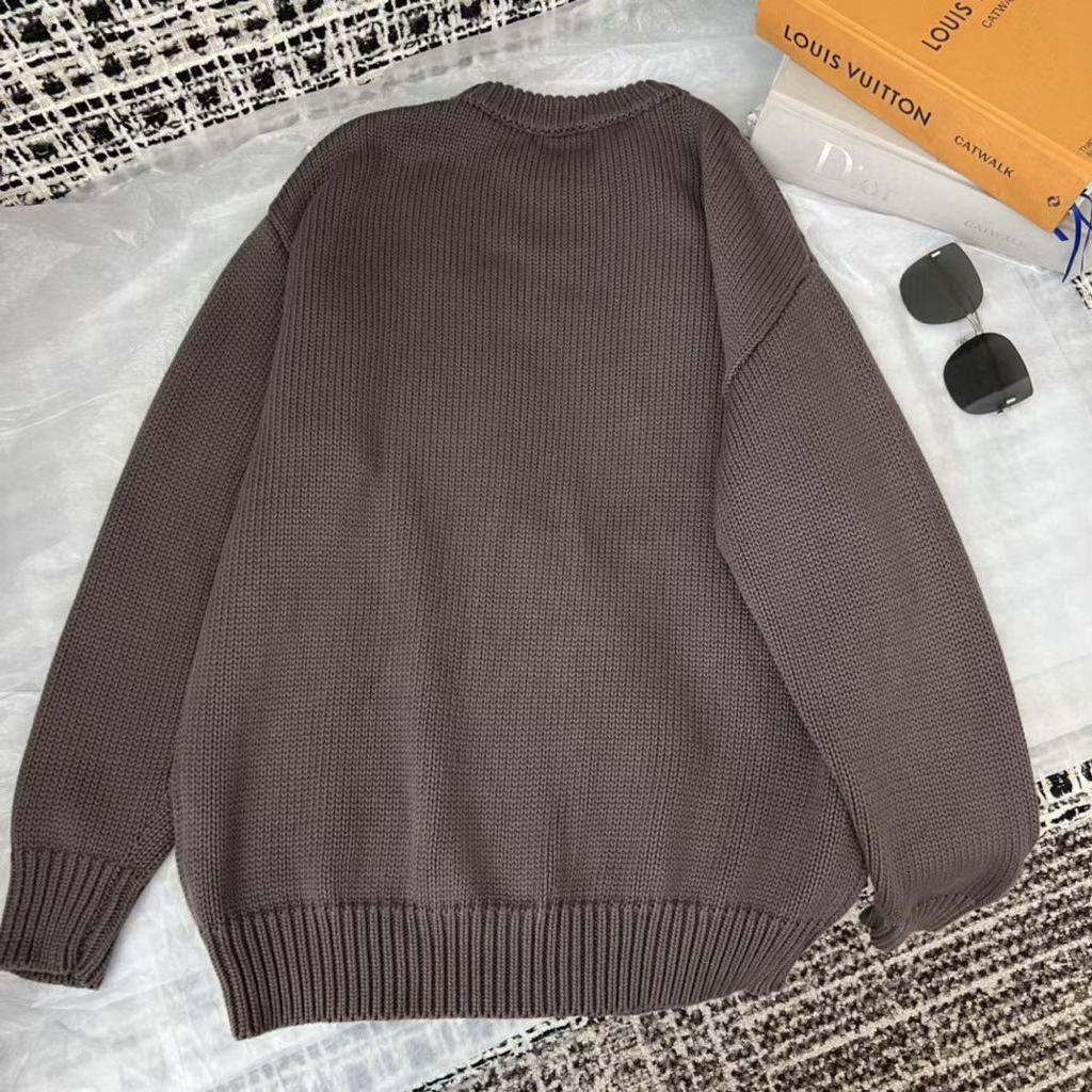 Женский свитер Balenciaga BP-18549 для повседневного образа Женский свитер Balenciaga BP-18549 для повседневного образа