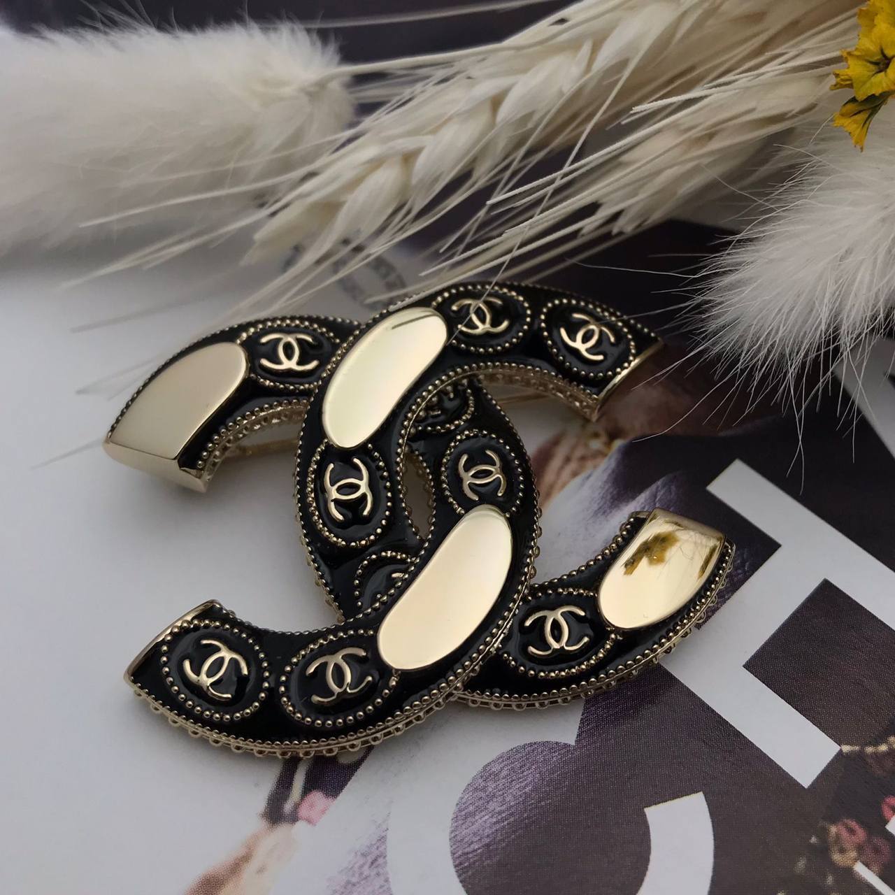 Коллекционная брошь Chanel BP-33214 Коллекционная брошь Chanel BP-33214