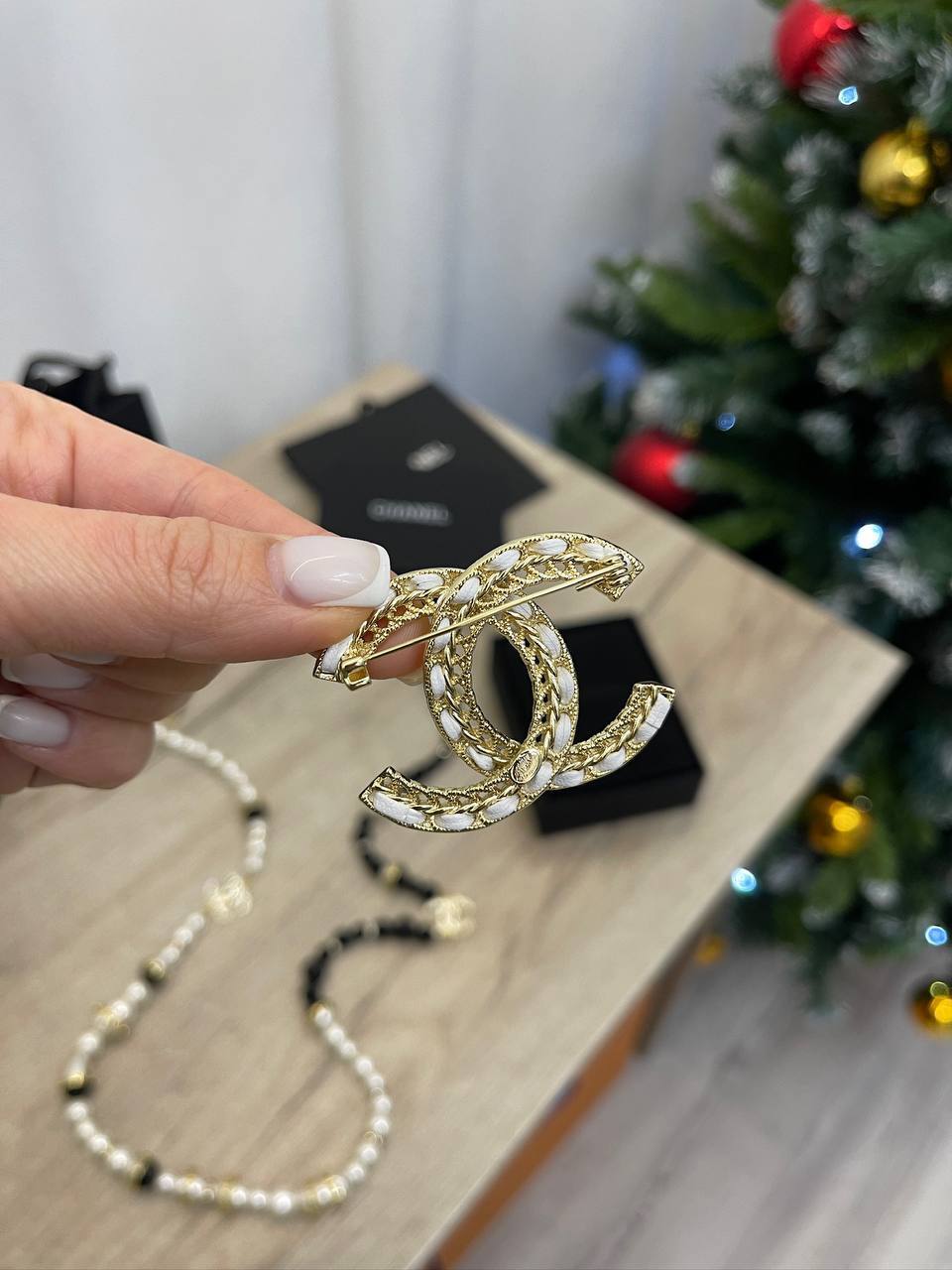 Трендовая брошь Chanel BP-44468 Трендовая брошь Chanel BP-44468