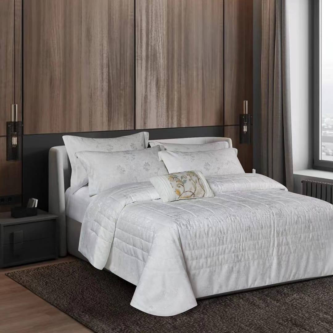 Уютное покрывало с наволочками La Perla BP-20713 Уютное покрывало с наволочками La Perla BP-20713