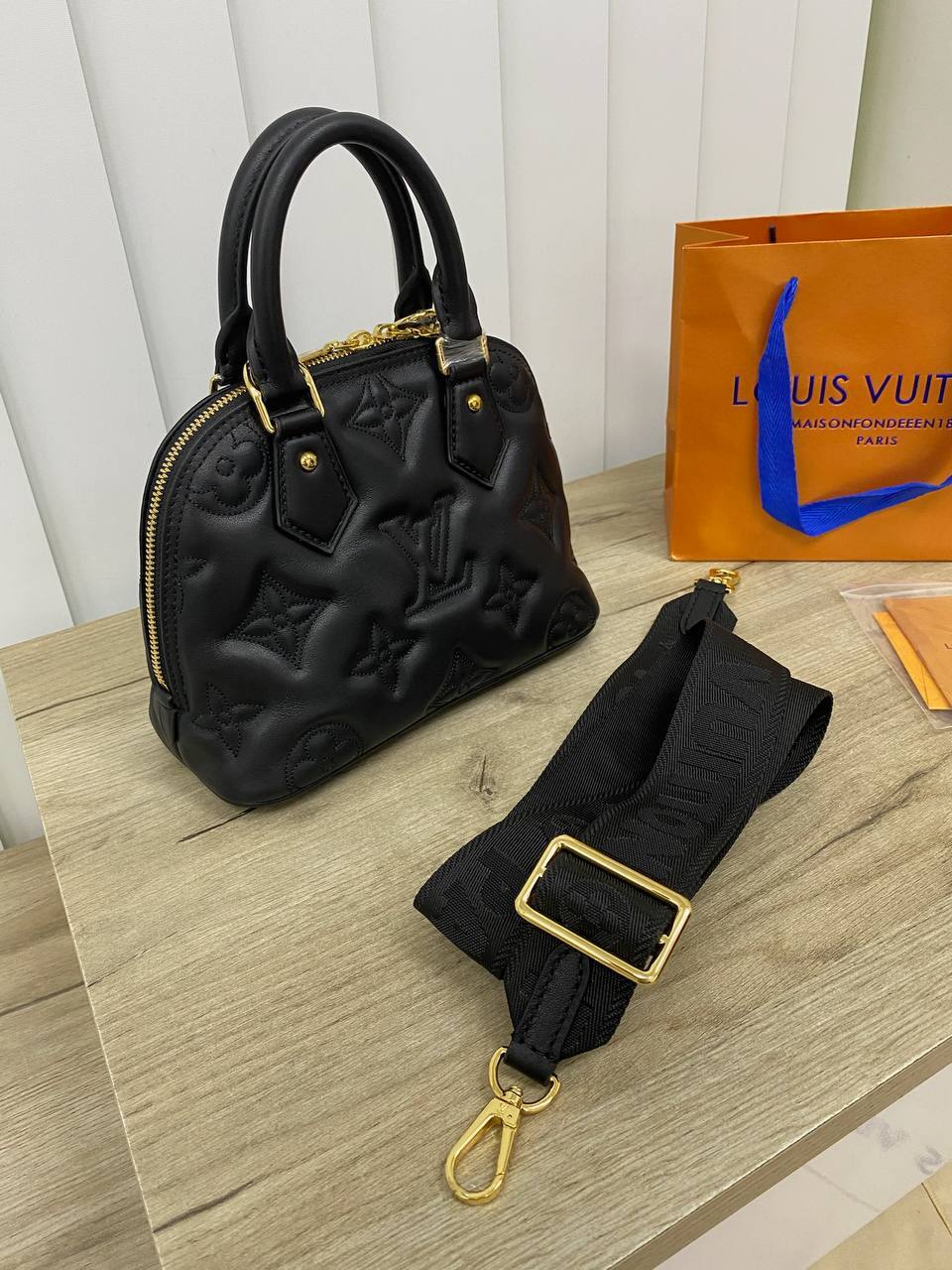 Коллекционная женская сумка Louis Vuitton BP-22007 Коллекционная женская сумка Louis Vuitton BP-22007