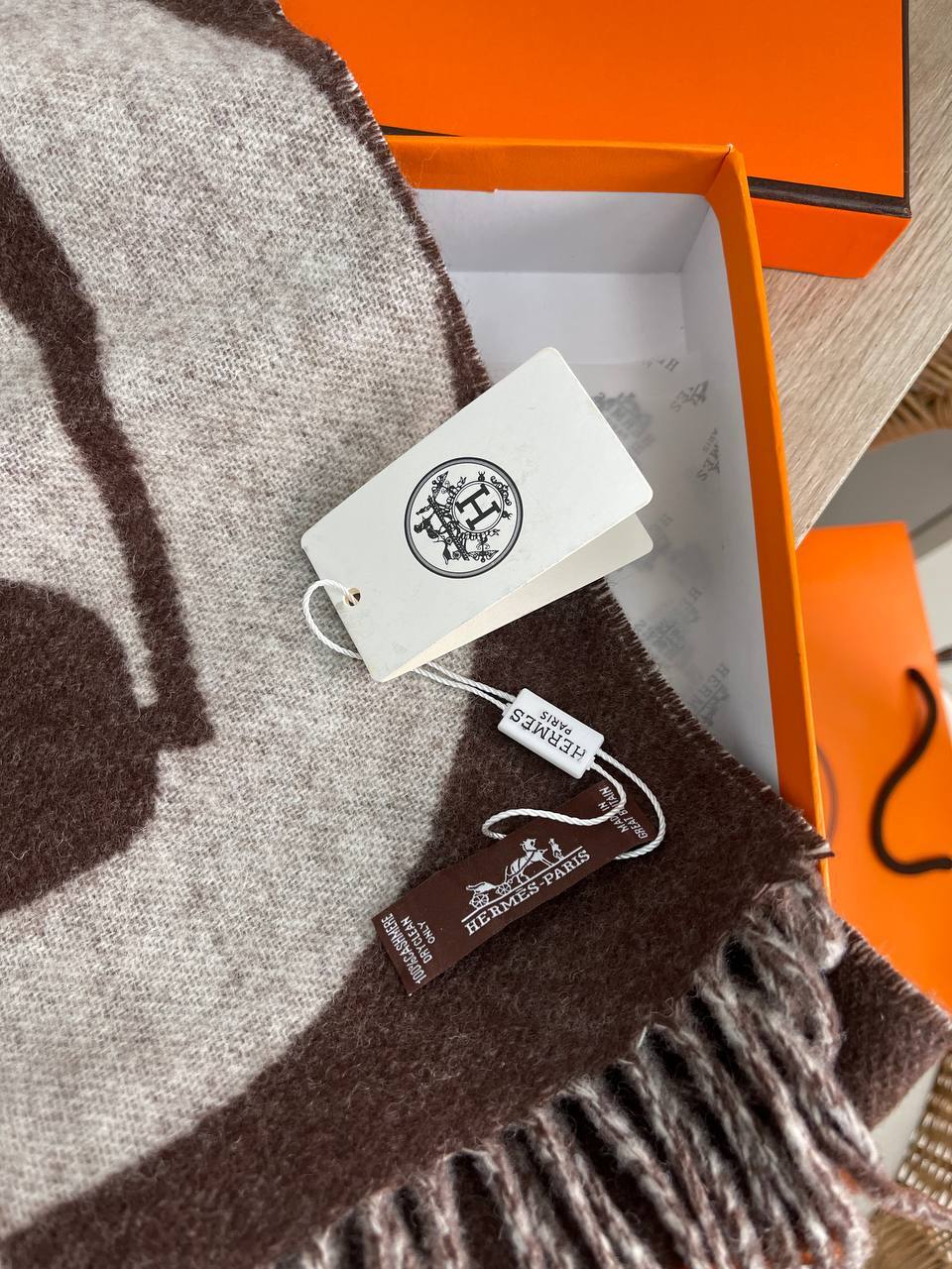 Hermes шарф для стильного образа BP-25562 Hermes шарф для стильного образа BP-25562