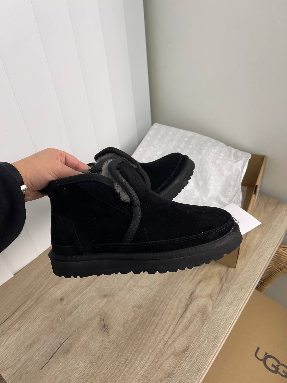 Черные UGG Ugg Australia BP-24506 коллекционные Черные UGG Ugg Australia BP-24506 коллекционные