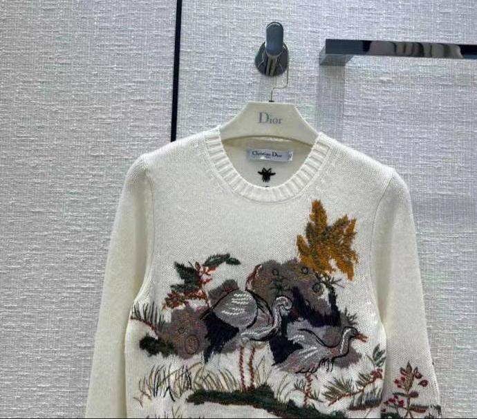 Коллекционный свитер Christian Dior BP-17747 Коллекционный свитер Christian Dior BP-17747