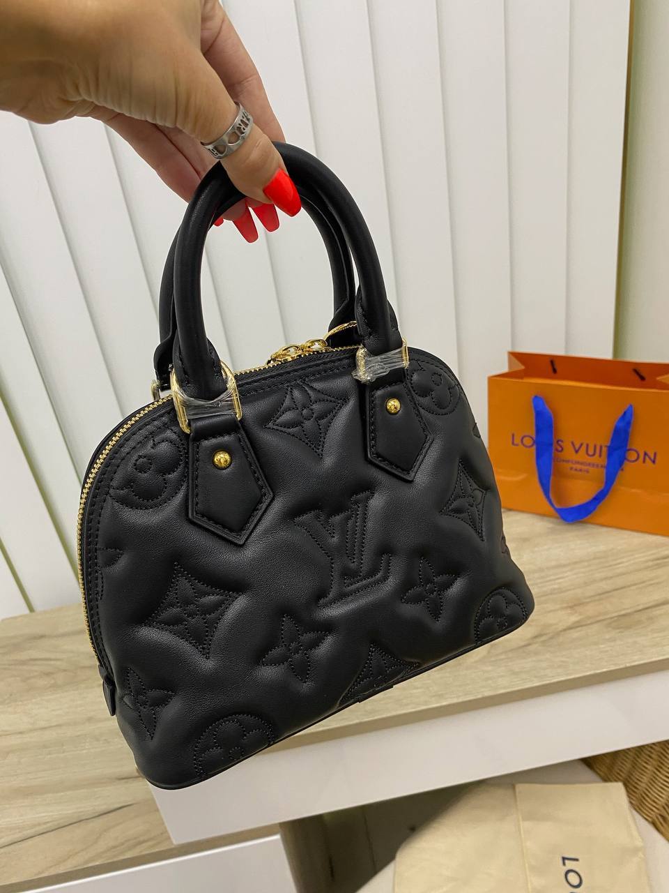 Коллекционная женская сумка Louis Vuitton BP-22007 Коллекционная женская сумка Louis Vuitton BP-22007