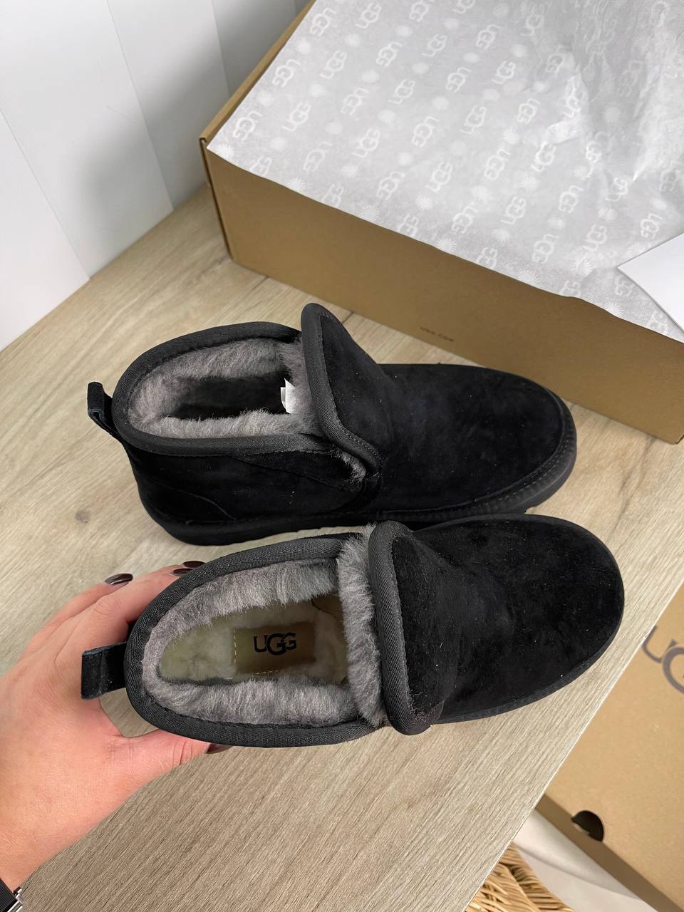 Черные UGG Ugg Australia BP-24506 коллекционные Черные UGG Ugg Australia BP-24506 коллекционные