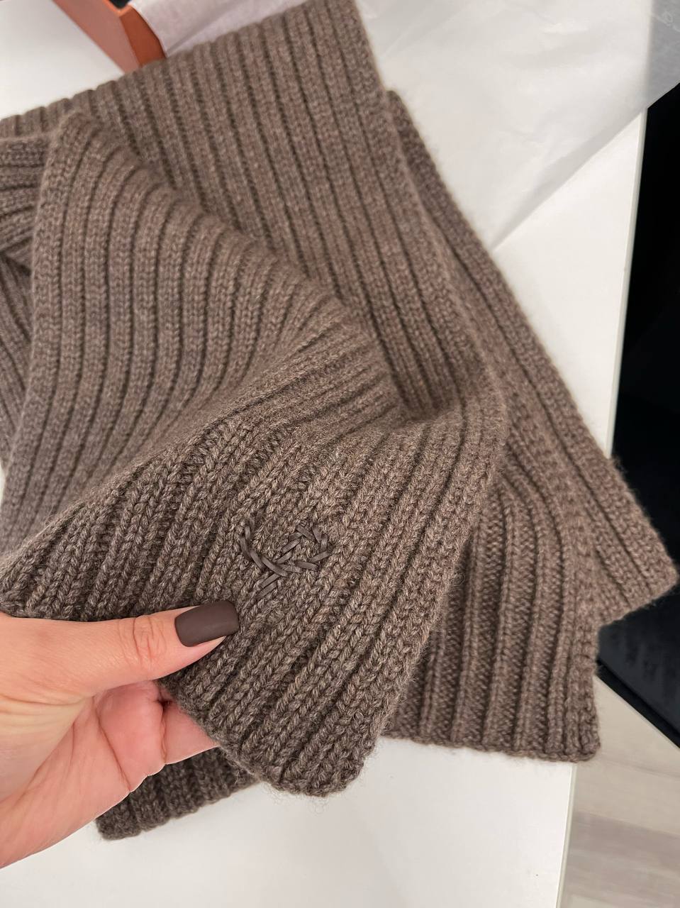 Стильный шарф Loro Piana BP-39740 Стильный шарф Loro Piana BP-39740