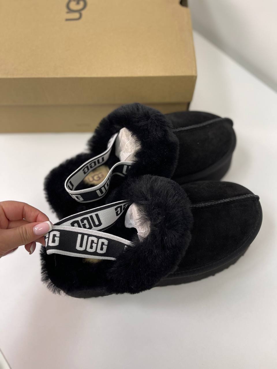 Платформенные FUNKETTE Ugg Australia BP-26483 Платформенные FUNKETTE Ugg Australia BP-26483