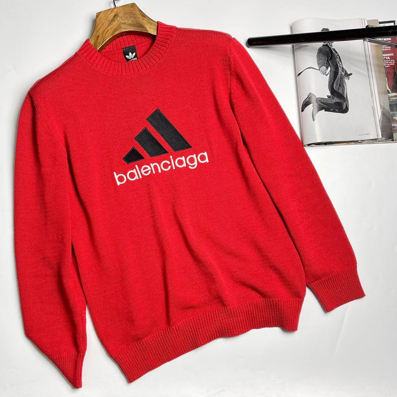 Стильный свитер Balenciaga BP-21419 Стильный свитер Balenciaga BP-21419