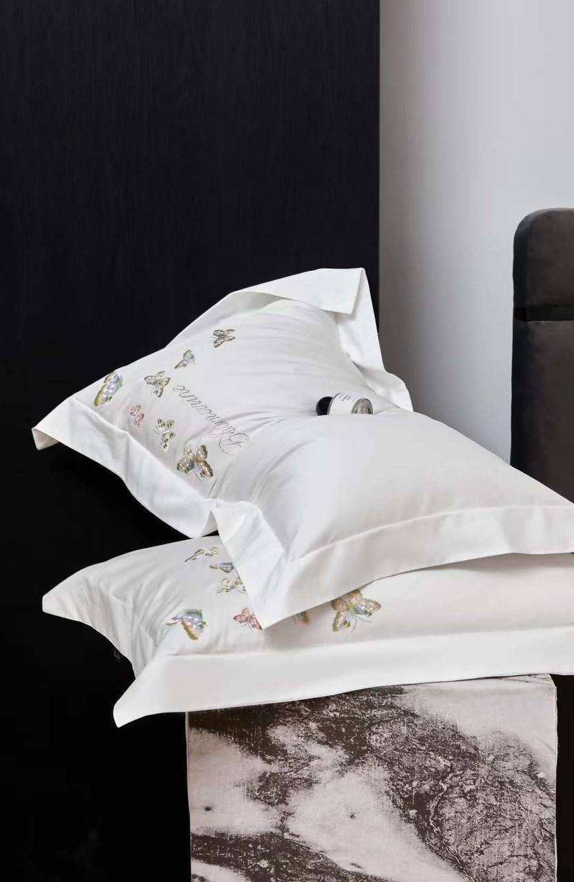 Комплект белья Blumarine BP-46948 Комплект белья Blumarine BP-46948