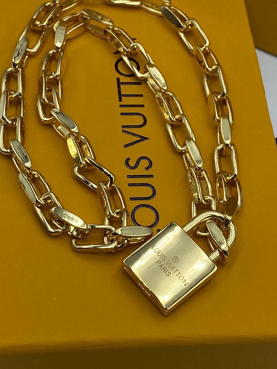 Элитное колье Louis Vuitton BP-39827 Элитное колье Louis Vuitton BP-39827