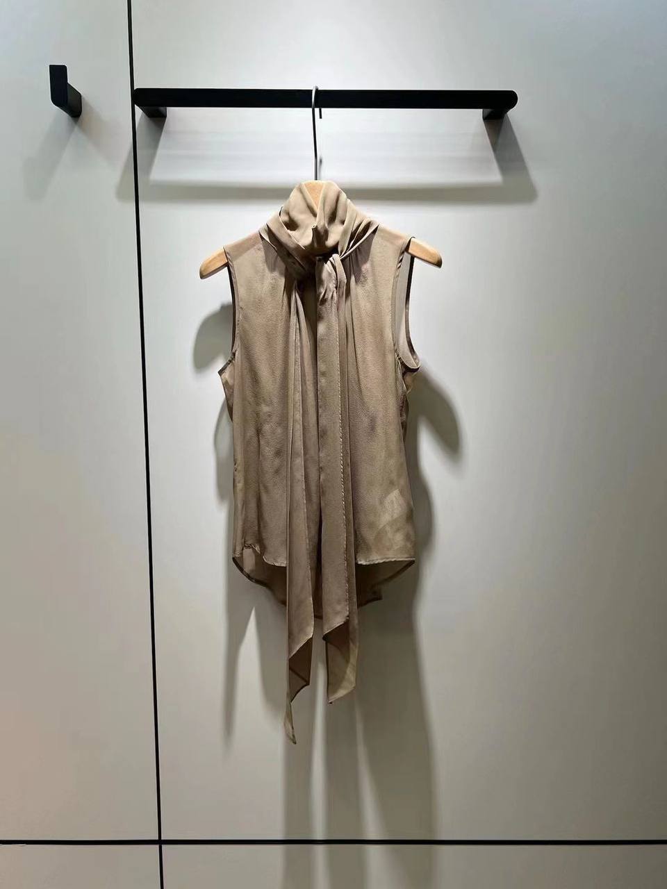 Коллекционная блузка Yves Saint Laurent BP-34903 Коллекционная блузка Yves Saint Laurent BP-34903