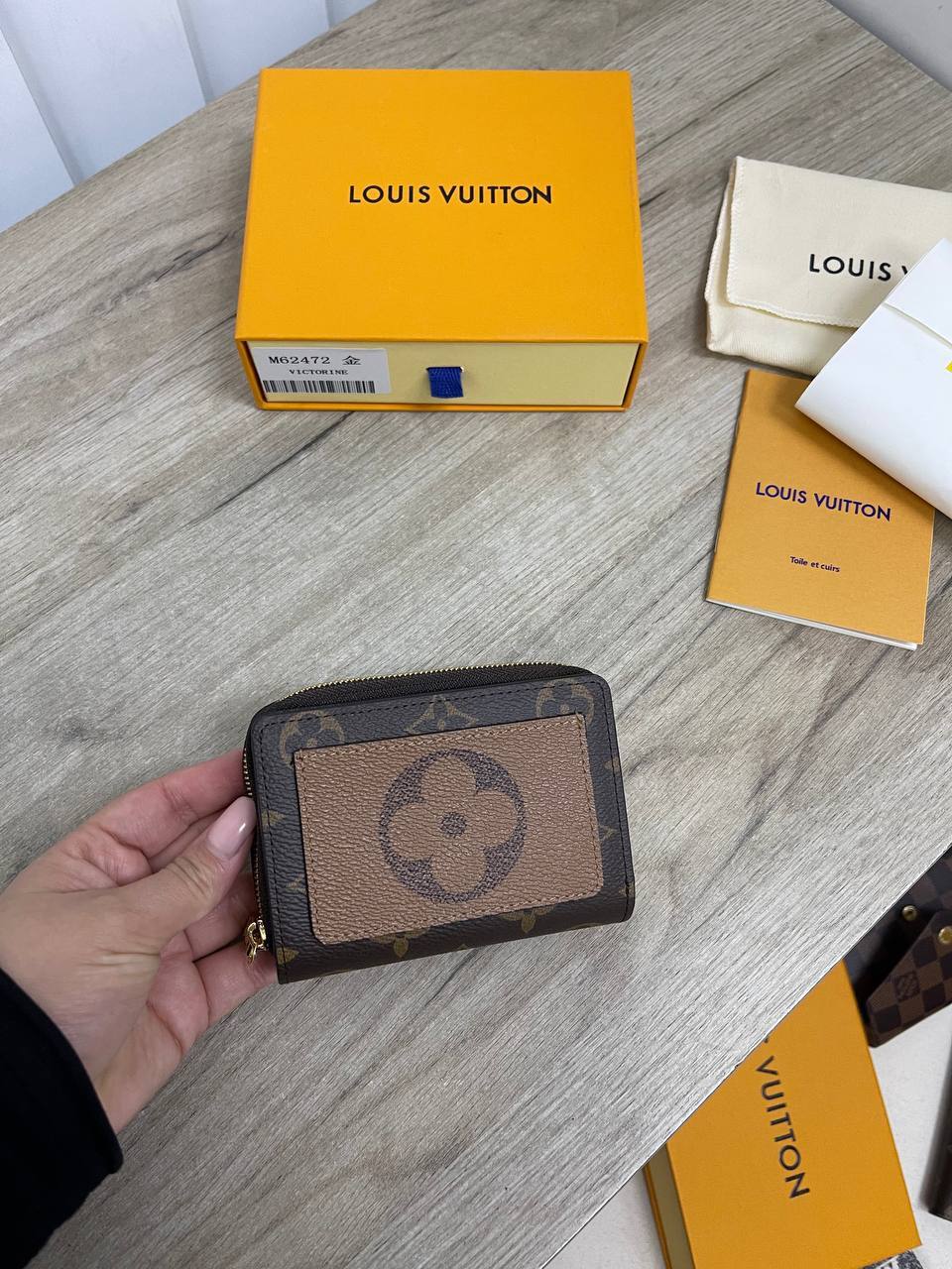Коричневый кошелек премиум Louis Vuitton BP-27600 Коричневый кошелек премиум Louis Vuitton BP-27600