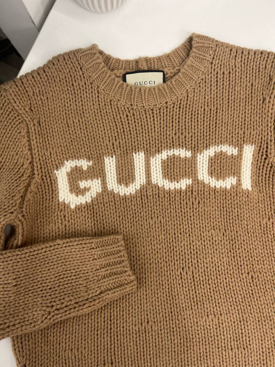 Gucci женский свитер трендовый BP-42673 Gucci женский свитер трендовый BP-42673