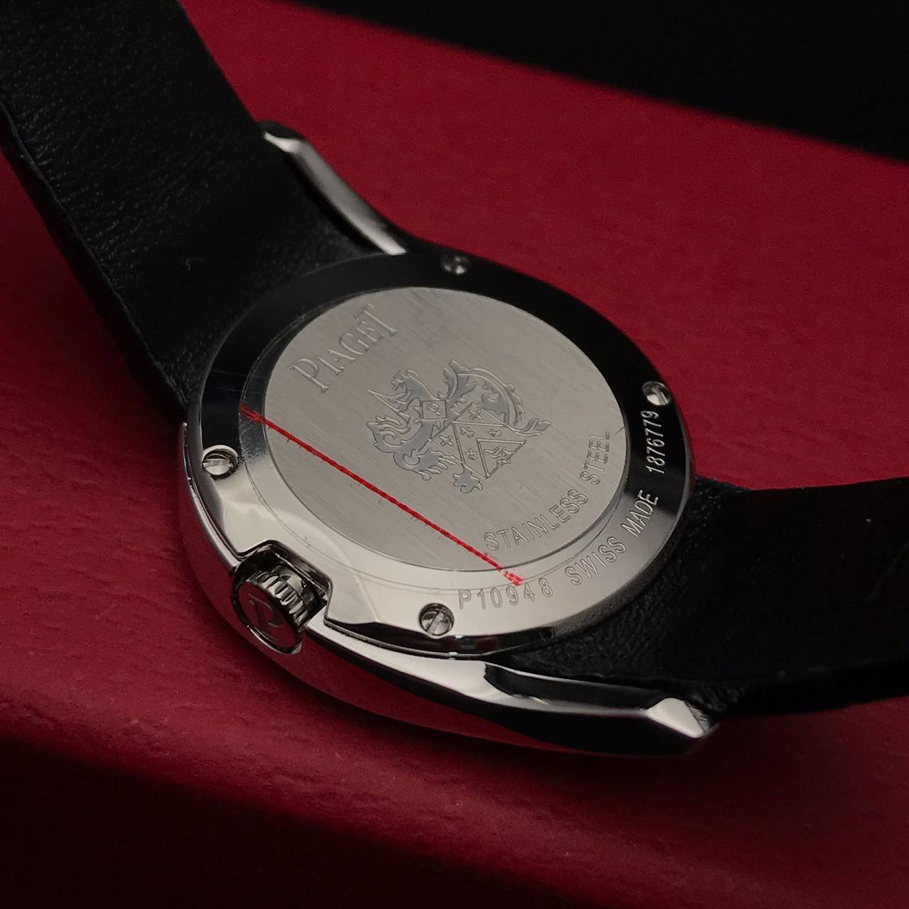 Часы стильные Piaget BP-28796 Часы стильные Piaget BP-28796