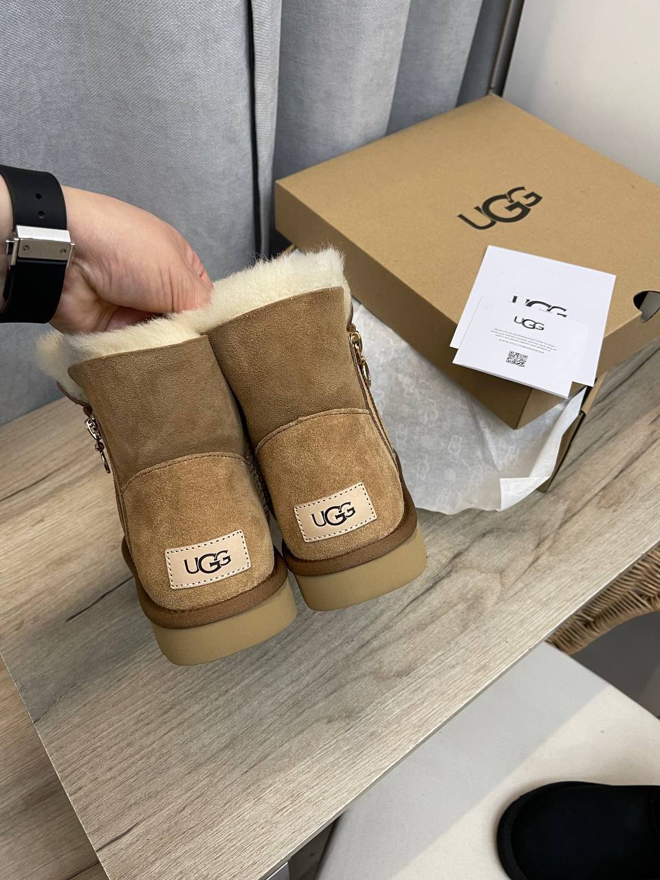 Коллекционные коричневые UGG Ugg Australia BP-42525 Коллекционные коричневые UGG Ugg Australia BP-42525