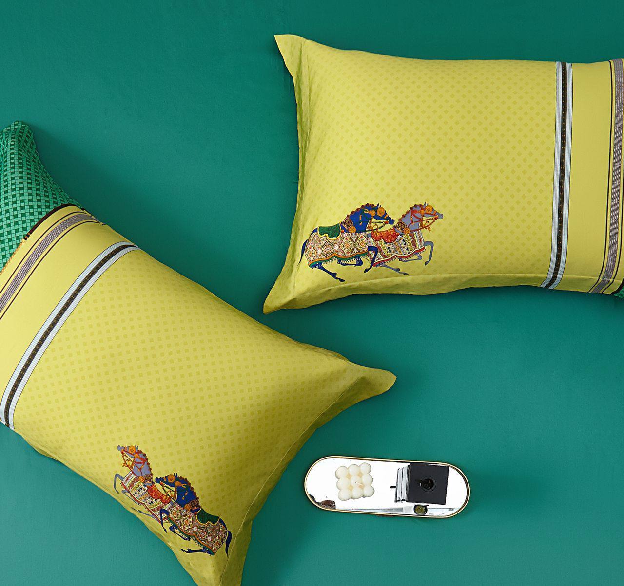 Элегантный комплект постельного белья Hermes BP-19353 Элегантный комплект постельного белья Hermes BP-19353