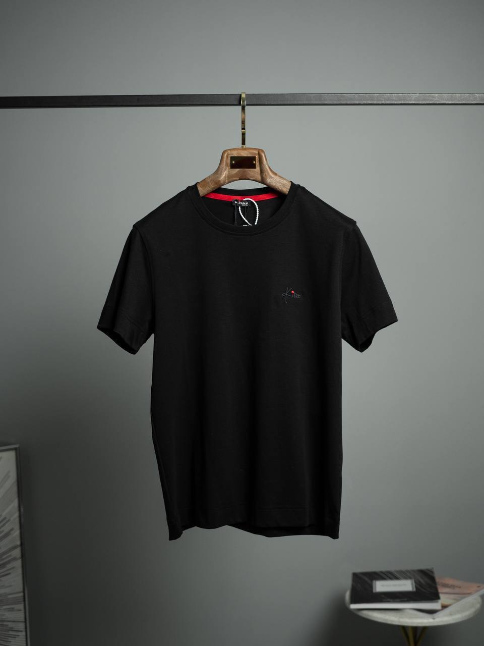 Футболка Kiton BP-48062 повседневная Футболка Kiton BP-48062 повседневная