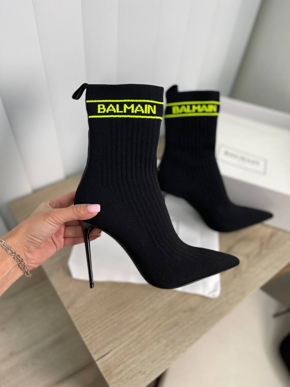 Текстильные трендовые ботильоны Balmain BP-22905 Текстильные трендовые ботильоны Balmain BP-22905