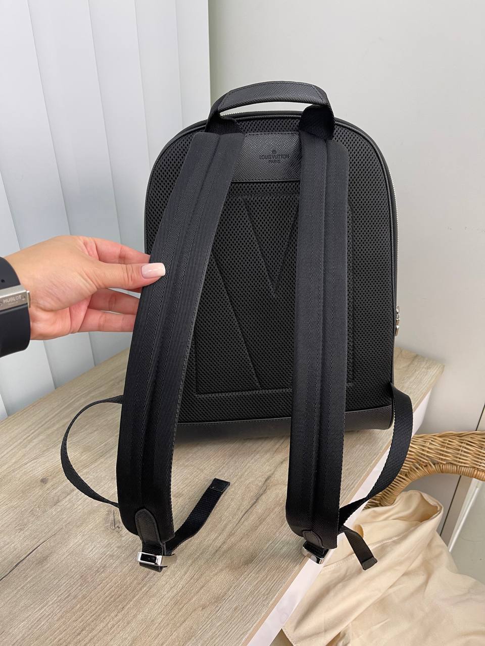 Рюкзак Louis Vuitton ADРIАН BP-21129 Рюкзак Louis Vuitton ADРIАН BP-21129