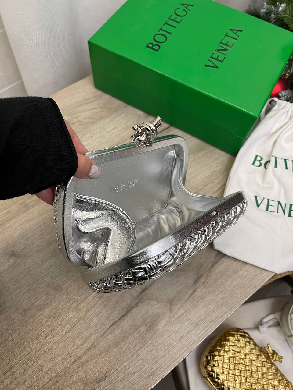 Клатч Bottega Veneta премиальный BP-45128 Клатч Bottega Veneta премиальный BP-45128