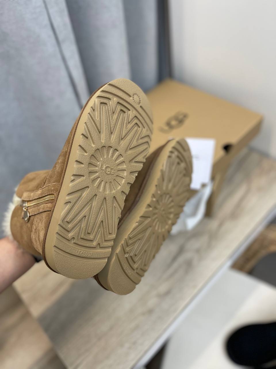 Коллекционные коричневые UGG Ugg Australia BP-42525 Коллекционные коричневые UGG Ugg Australia BP-42525