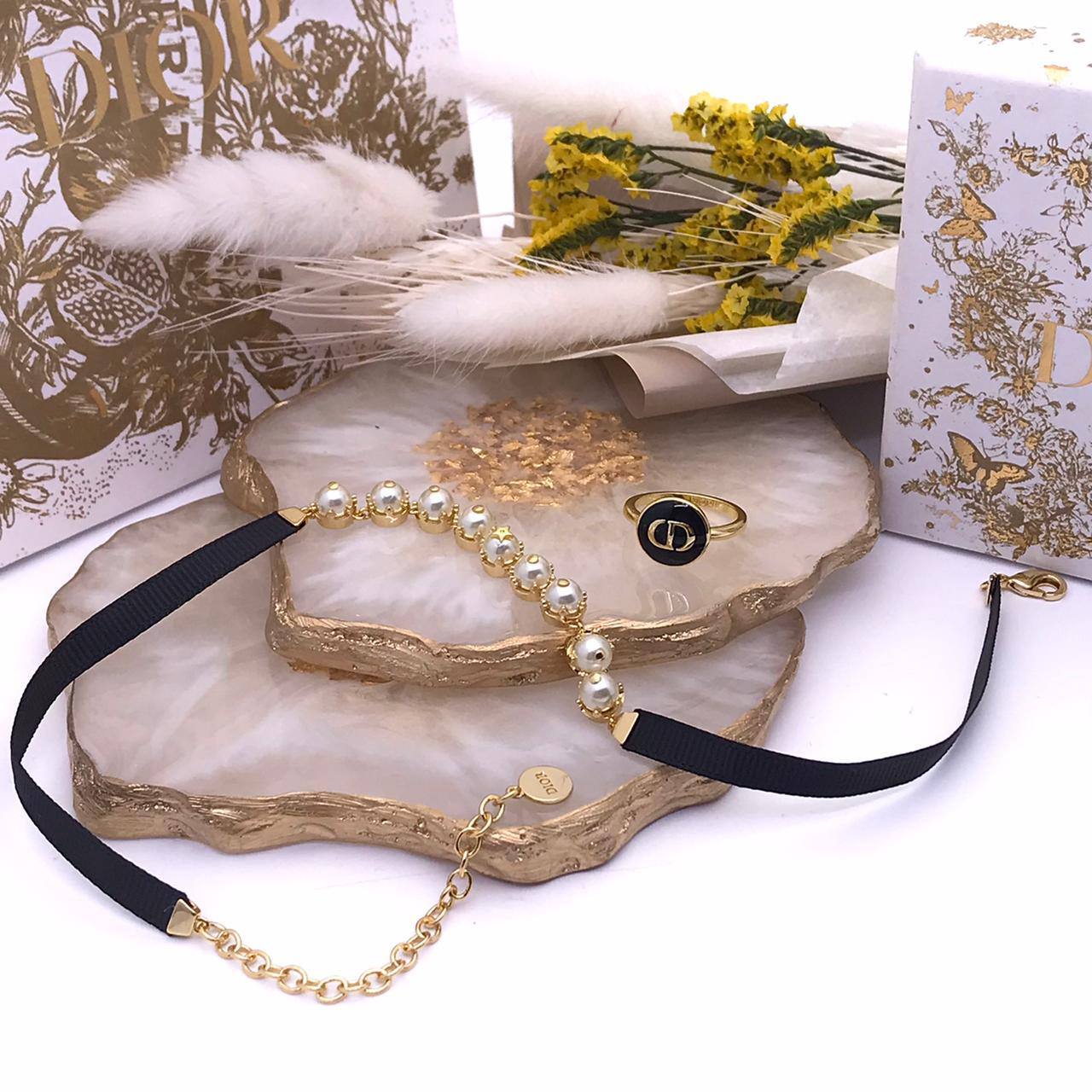 Элитный чокер Christian Dior BP-32836 Элитный чокер Christian Dior BP-32836