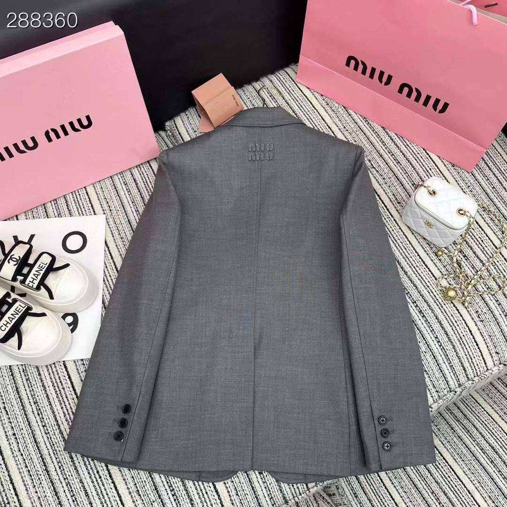 Женский костюм трендовый Miu Miu BP-30679 Женский костюм трендовый Miu Miu BP-30679