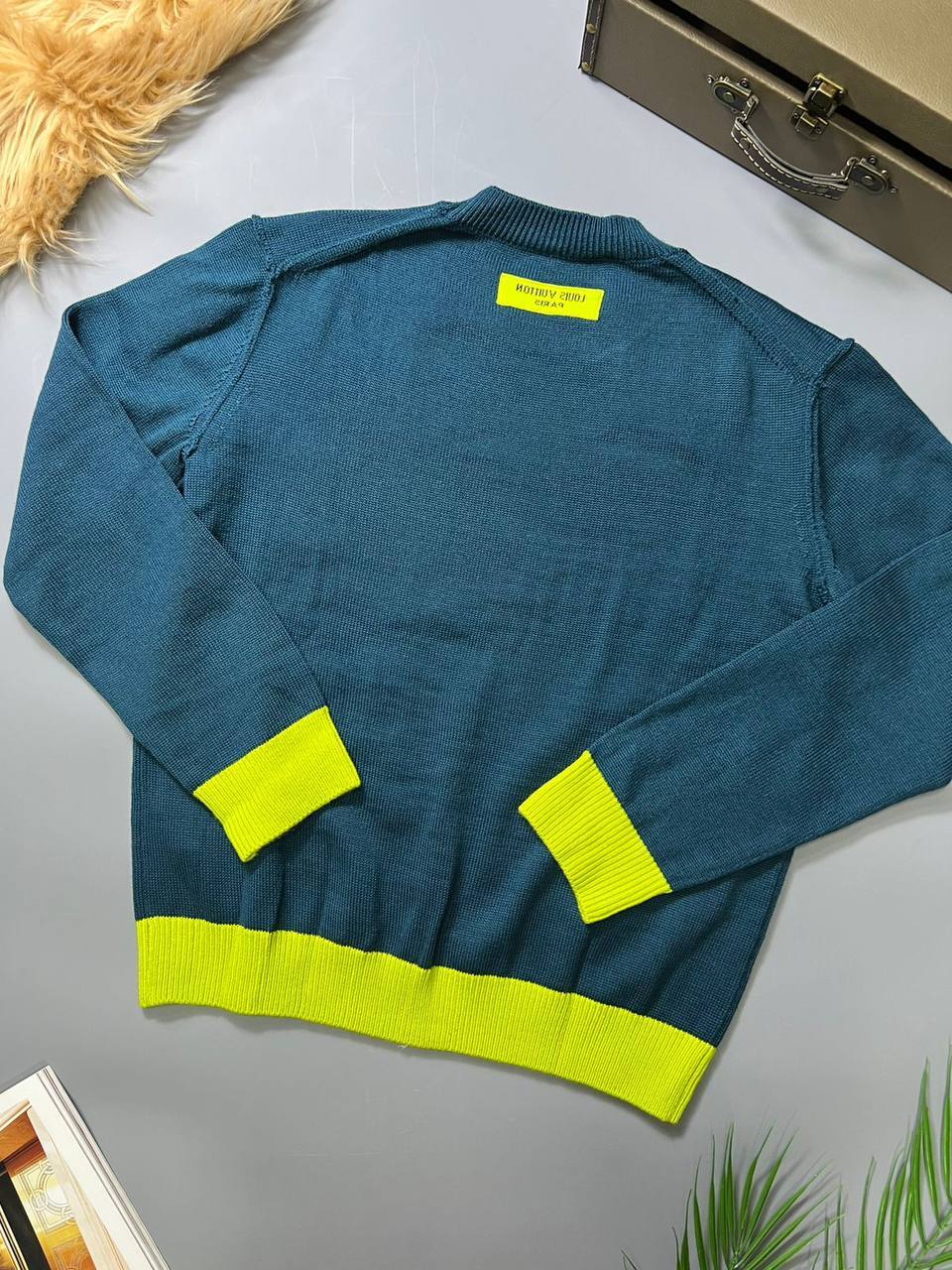 Свитер Louis Vuitton BP-17359 стильный Свитер Louis Vuitton BP-17359 стильный