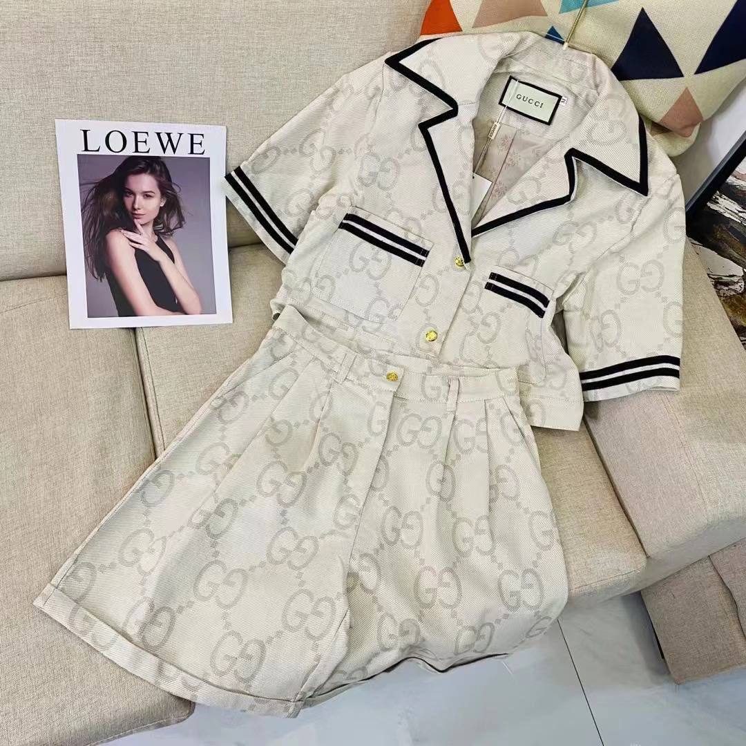 Дизайнерский костюм Gucci BP-14388 Дизайнерский костюм Gucci BP-14388