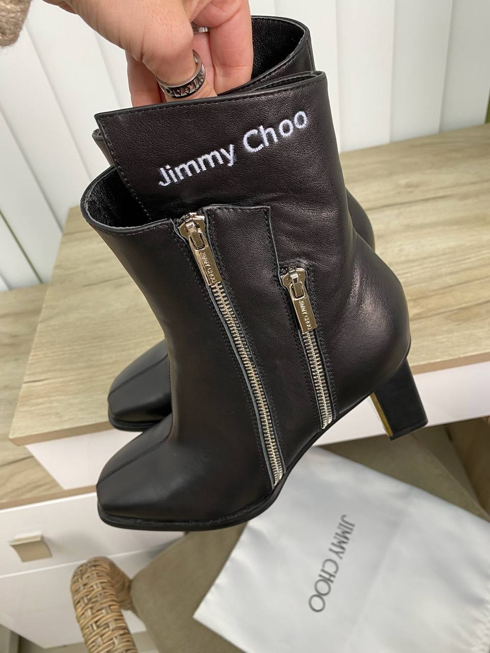 Дизайнерские ботильоны Jimmy Choo BP-23722 Дизайнерские ботильоны Jimmy Choo BP-23722