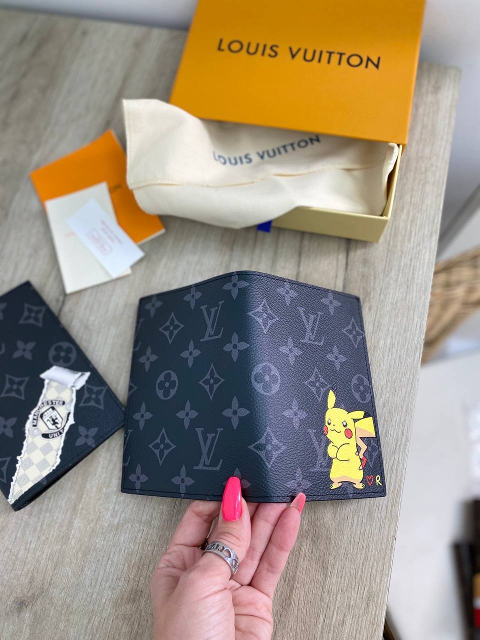 Обложка на паспорт люкс Louis Vuitton BP-23779 Обложка на паспорт люкс Louis Vuitton BP-23779