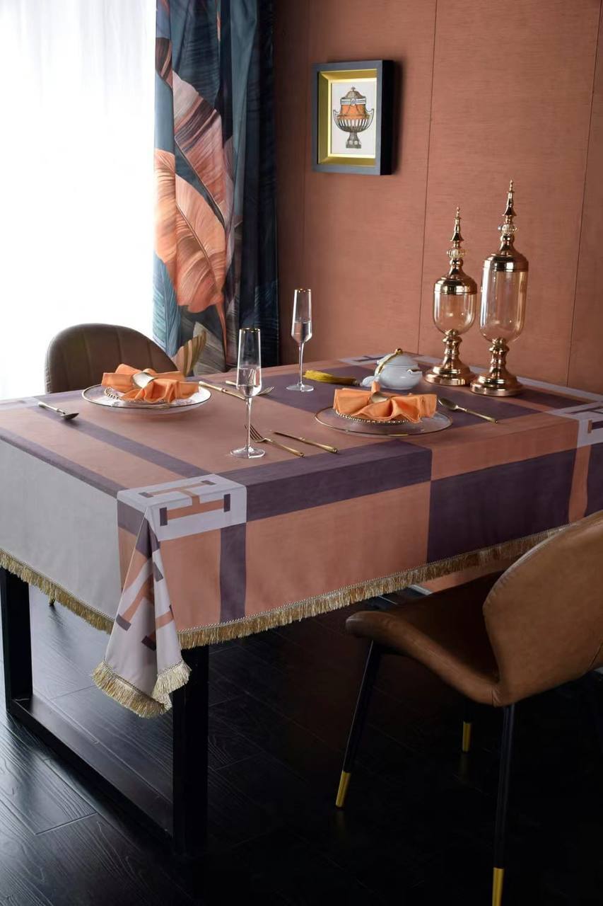 Скатерть Hermes BP-32262 классическая Скатерть Hermes BP-32262 классическая